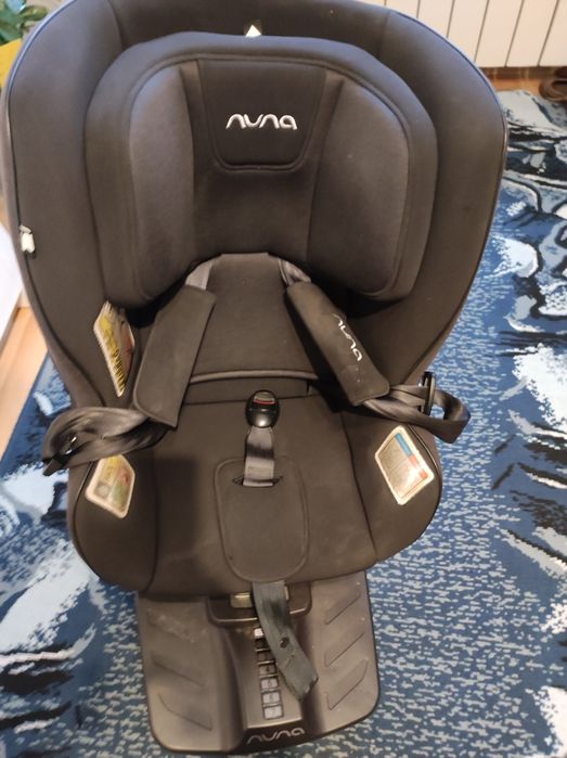 Fotelik samochodowy obrotowy 360° Nuna Rebl plus