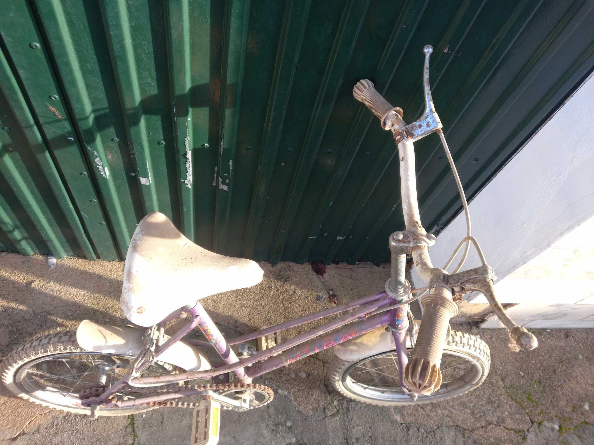 Bicicleta antiga
