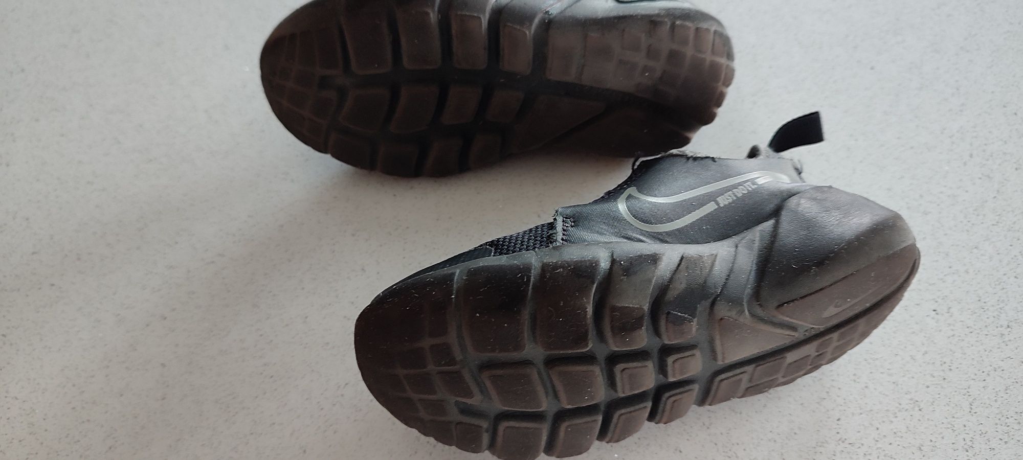 Wsuwane buty adidasy sneakersy NIKE FLEX RUNNER UK 10, EUR 27,5, 16,5