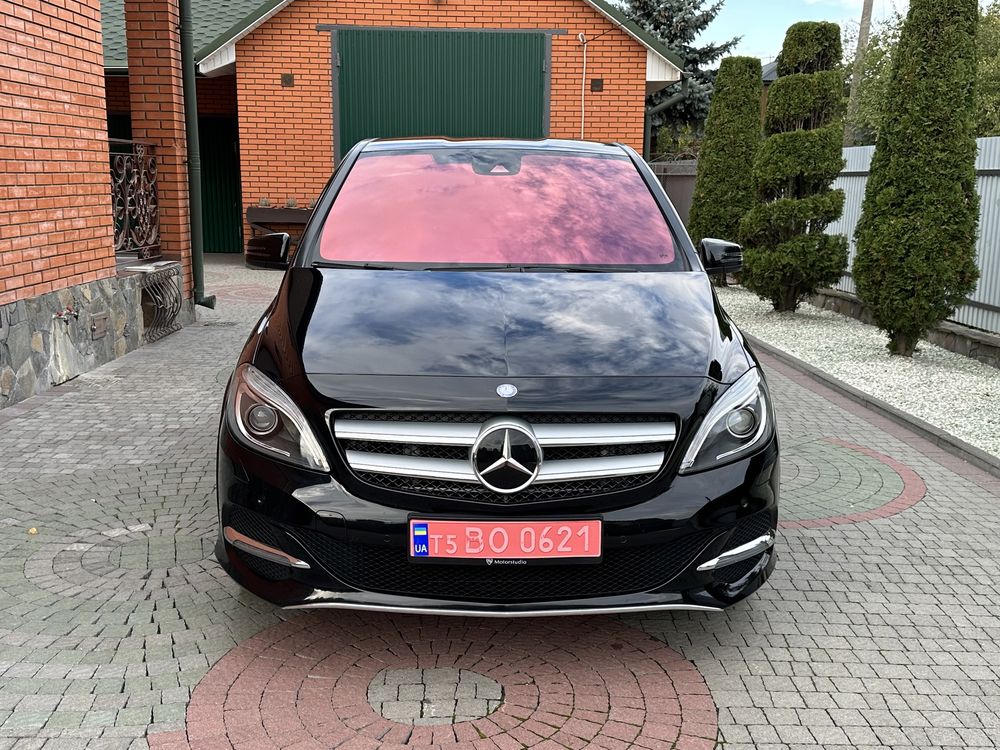 Mercedes B250e Electric Drive