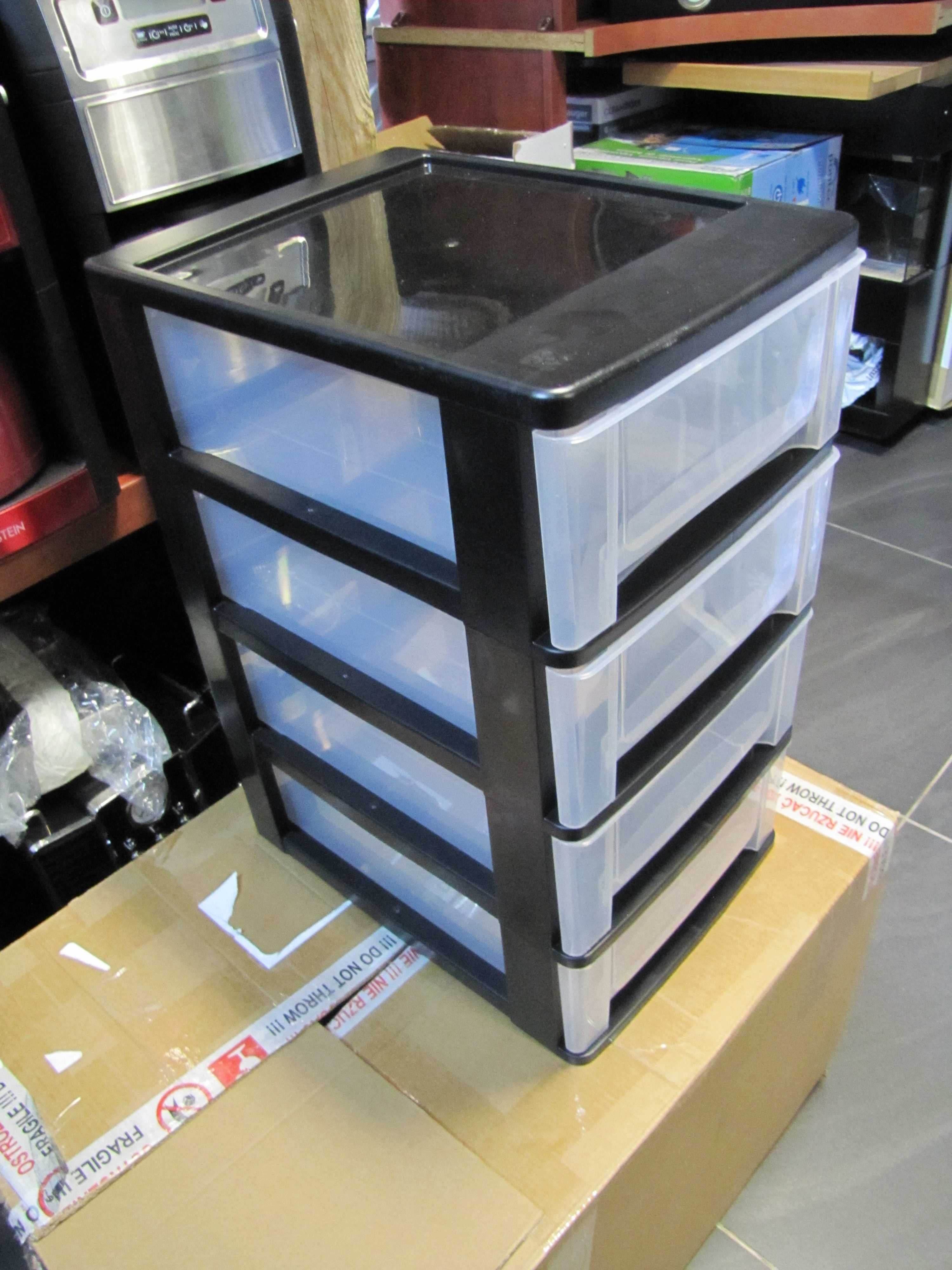Komoda z 4 szufladami plastikowa szafka do przechowywania Iris Ohyama