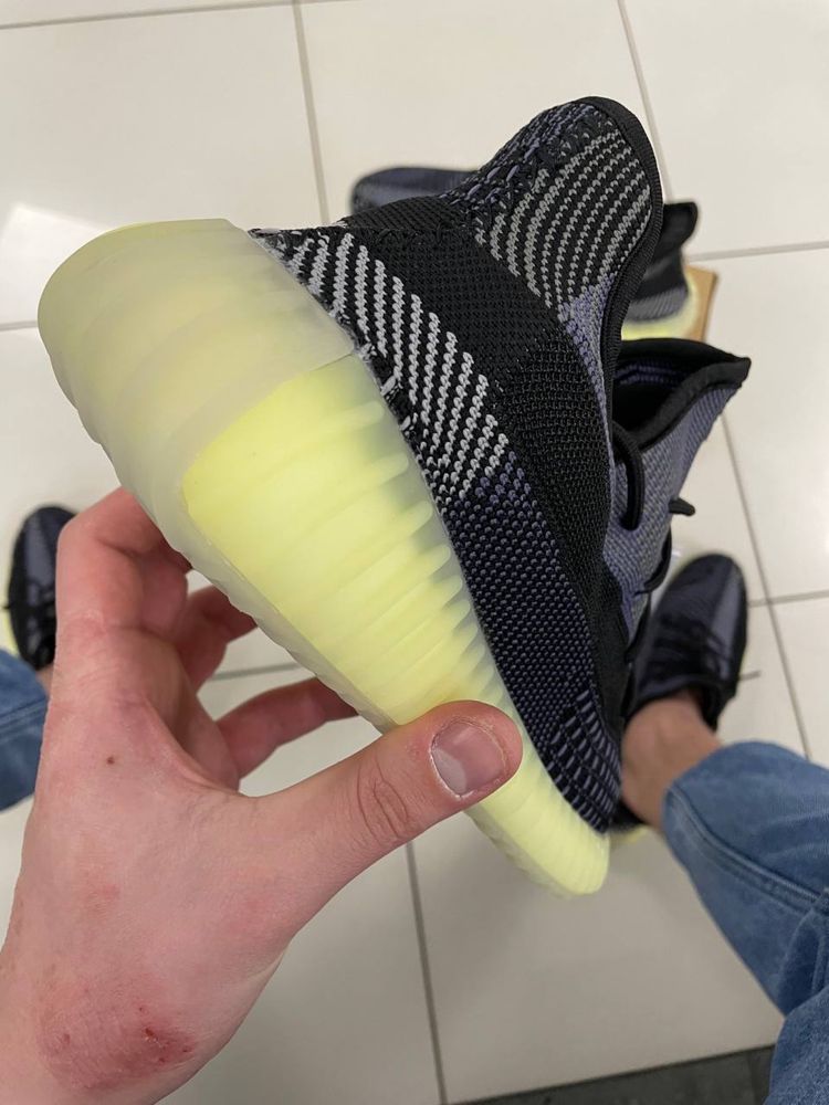 Кроссовки Adidas Yeezy Boost 350 V2 р.41,44