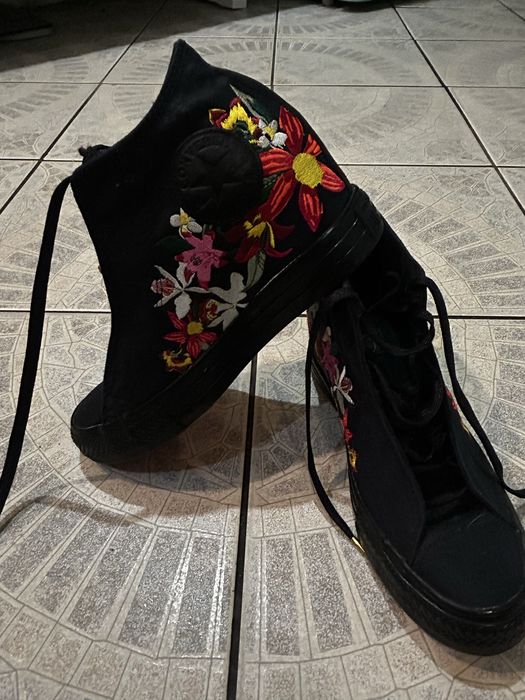 Okazja haftowane Converse All Star