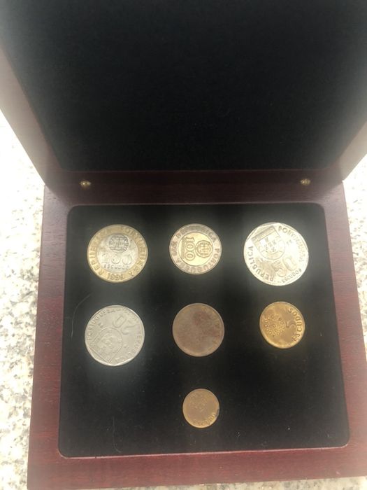 Coleçao moedas Escudo