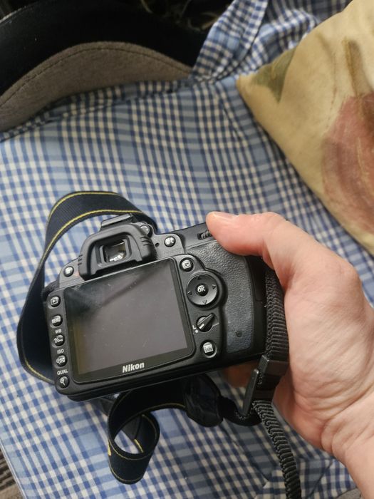 Зеркальный фотоаппарат Nikon D90 Wide-angle Zoom kit (16-85mm VR)