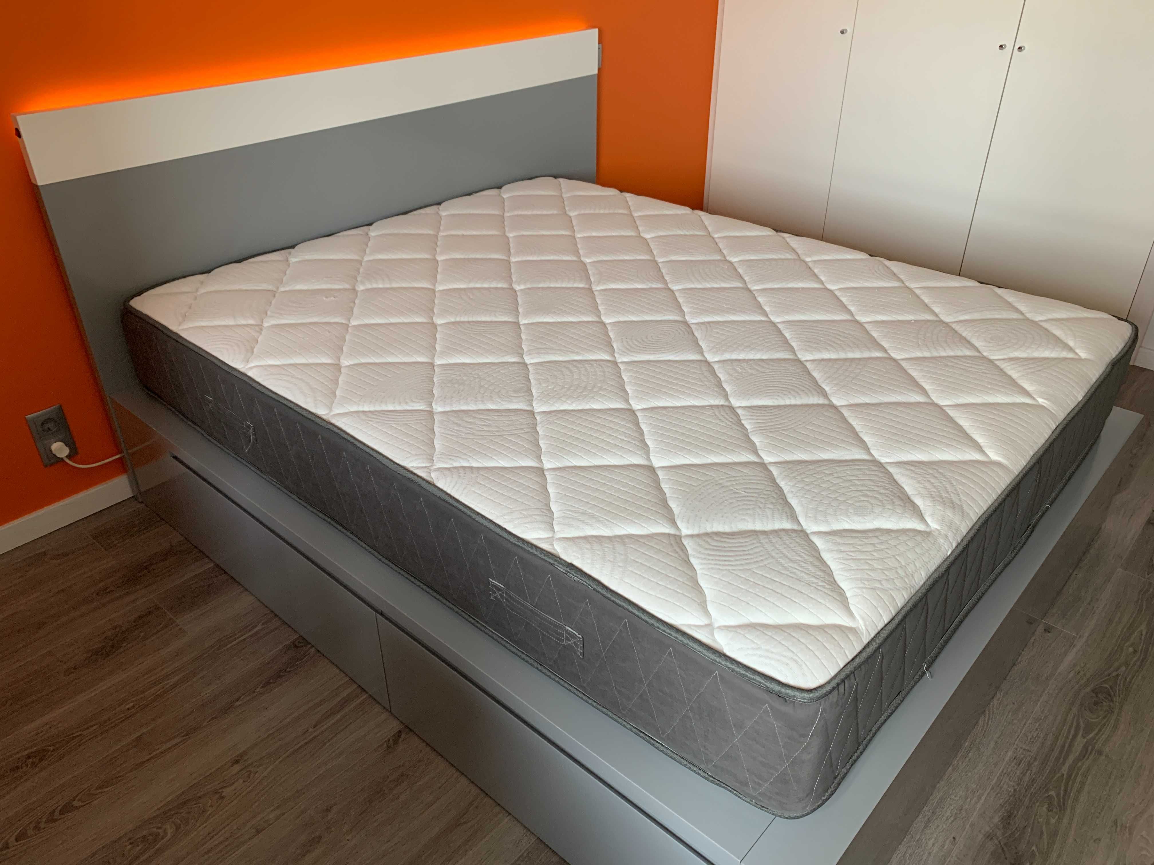 Cama casal 200x160cm 4 gavetas led gav de cabeceira MDF lacado brilho