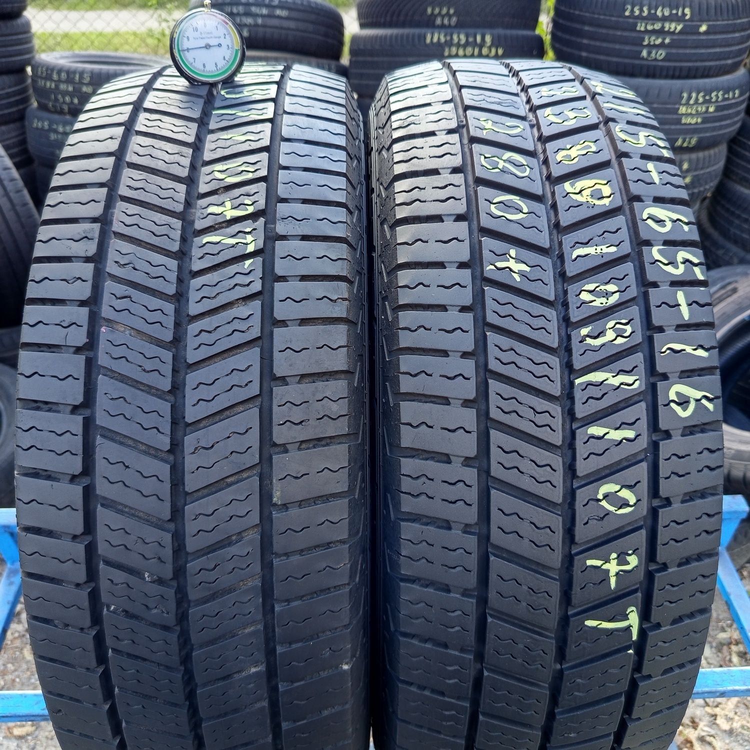 215/65r16C Continental VanContact A/S Ultra z 2023r 8mm