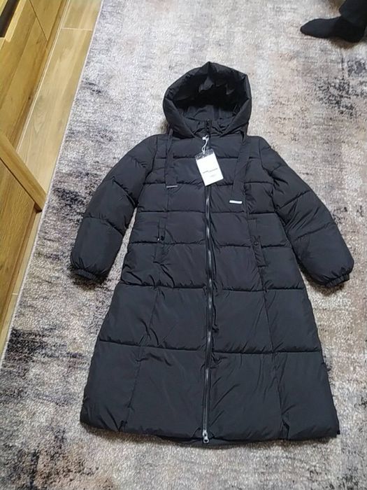 Куртка довга зимова розмір 46-48
