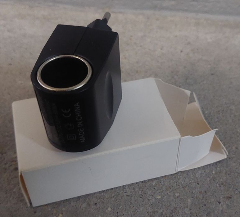 Adaptador de isqueiro para tomada