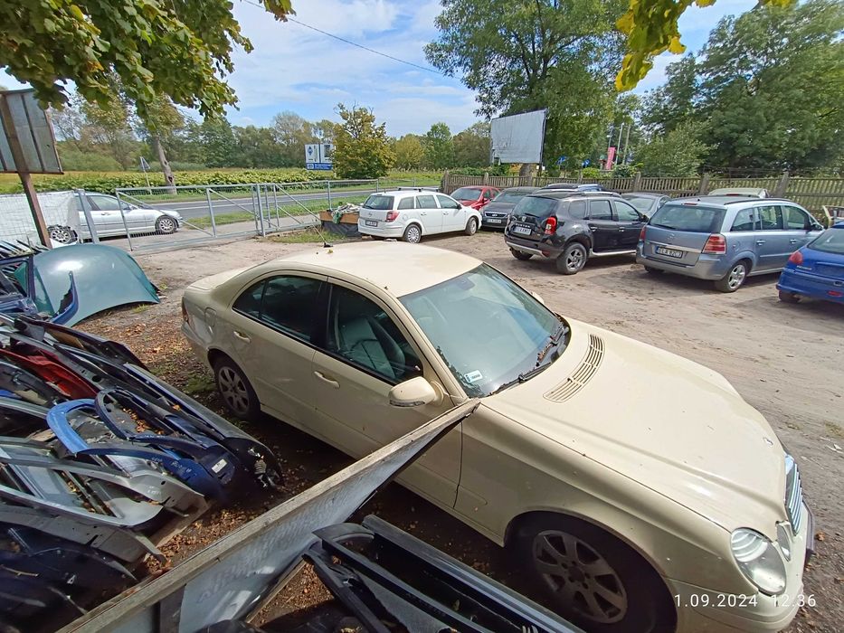 MERCEDES E KLASA W211  2.2 CDI  2008 silnik wszystkie części inne