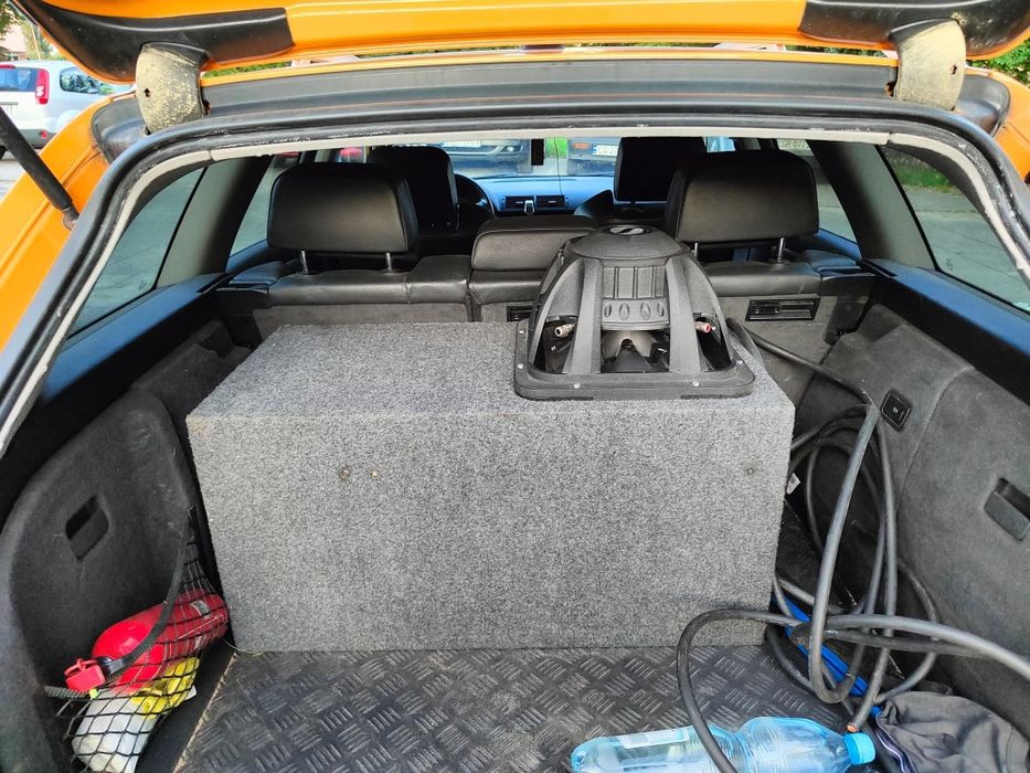 Zestaw wzmacniacz subwoofer kicker solo L7 rainbow 2000w tuba bass car