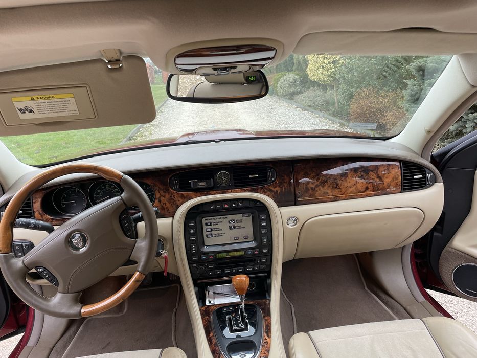 Jaguar XJ8 Vanden Plas