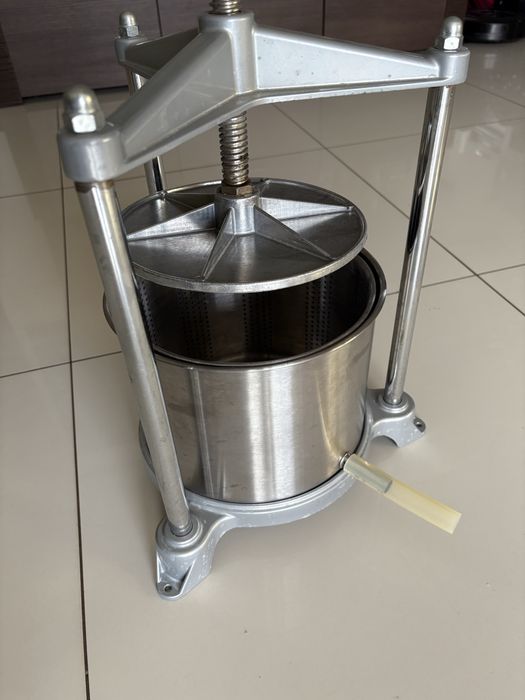 Solidna Włoska PRASA wyciskarka do owoców wina moszczu nalewki