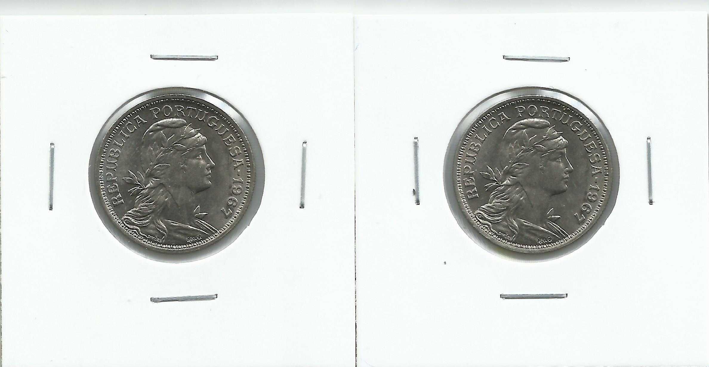 Moedas portuguesas – 2 moedas de 50 centavos de 1967 – BELAS