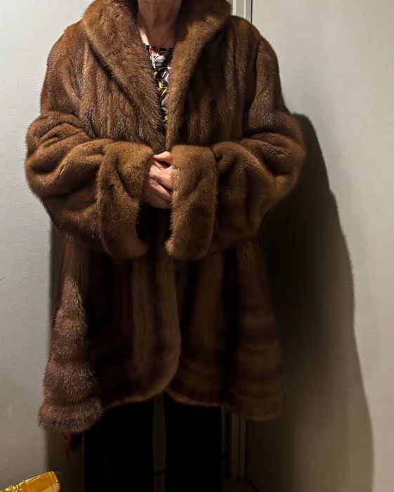 Casaco em Pelo de Vison fantástico corte incrível