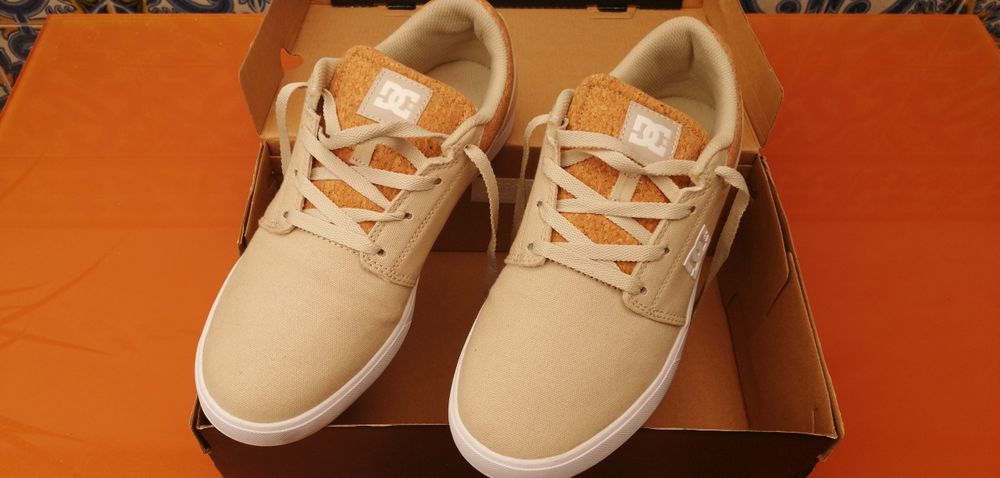 Sapatos DC Shoes (completamente novos)