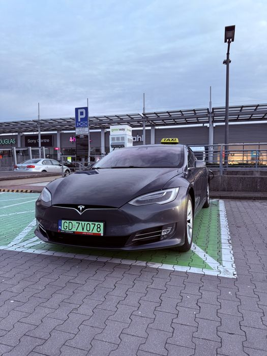 Transfer VIP TAXI na lotnisko Trójmiasto, Banino, Żukowo, Chwaszczyno