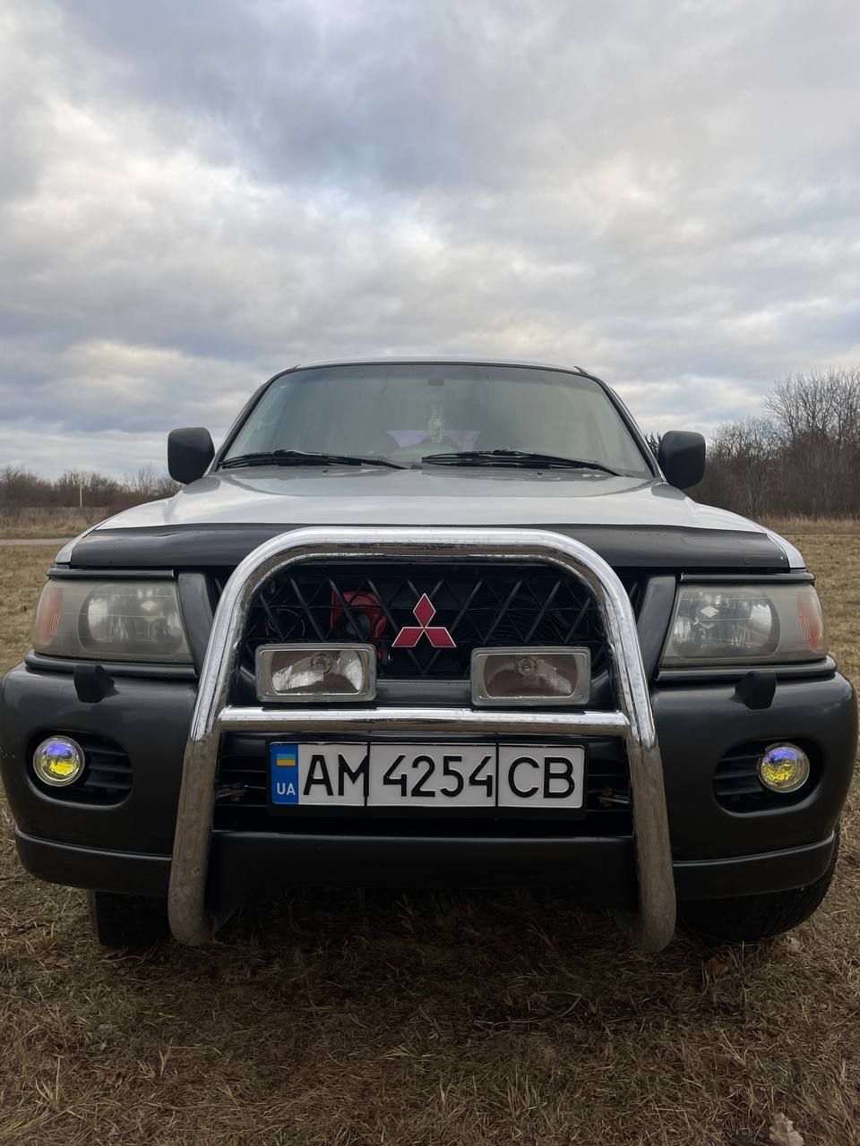 Mitsubishi pajero sport