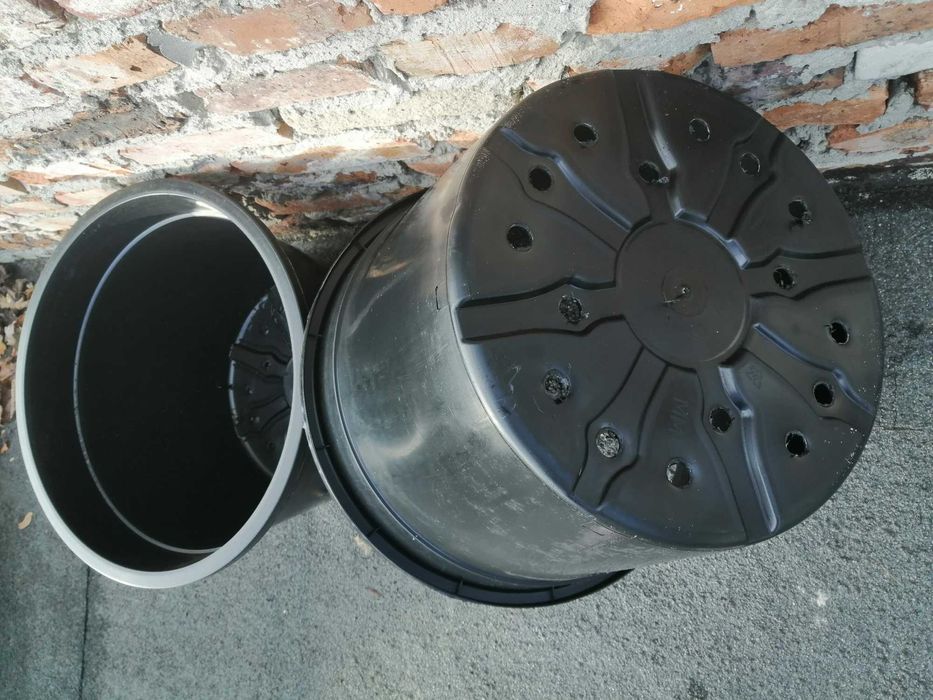 Doniczki 50 L litrów NOWE 50L śr. 49cm GRUBE SZEROKIE do choinek