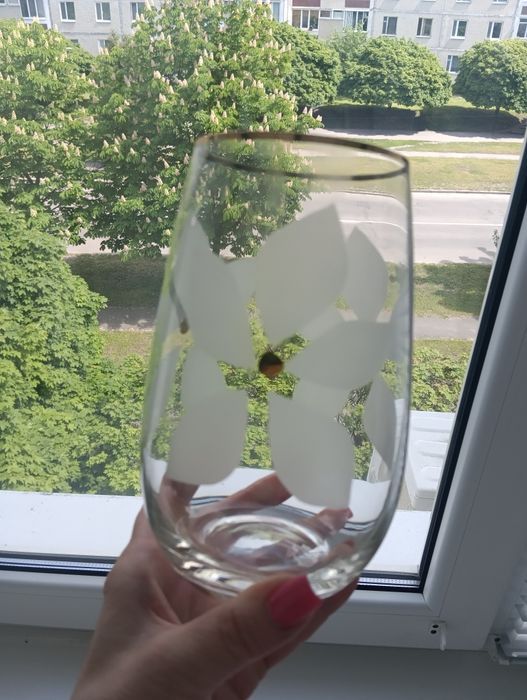 Продам вазу в идеальном состоянии