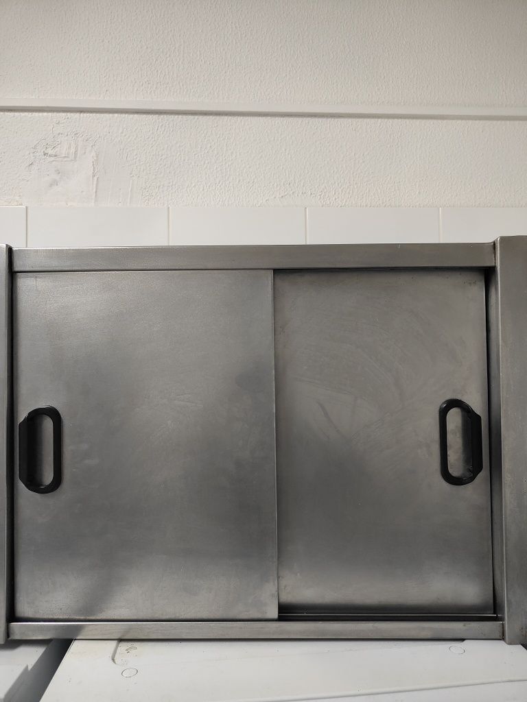Armário de inox..