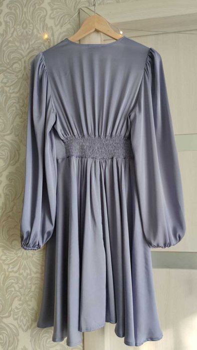 Продам сукню бренд Vovk.  Розмір L.