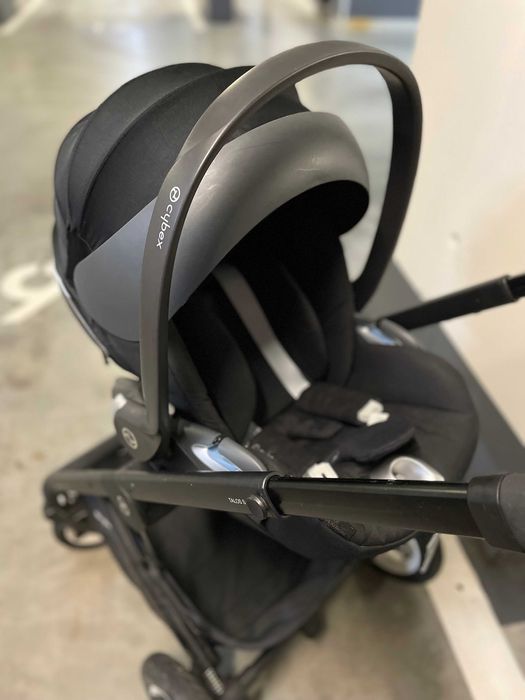 Fotelik nosidło nosidełko cybex do samochodu + adaptery dla niemowlaka