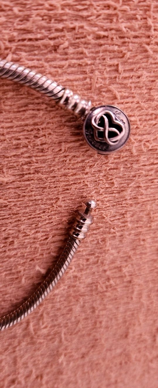 Pulseira infinito pandora