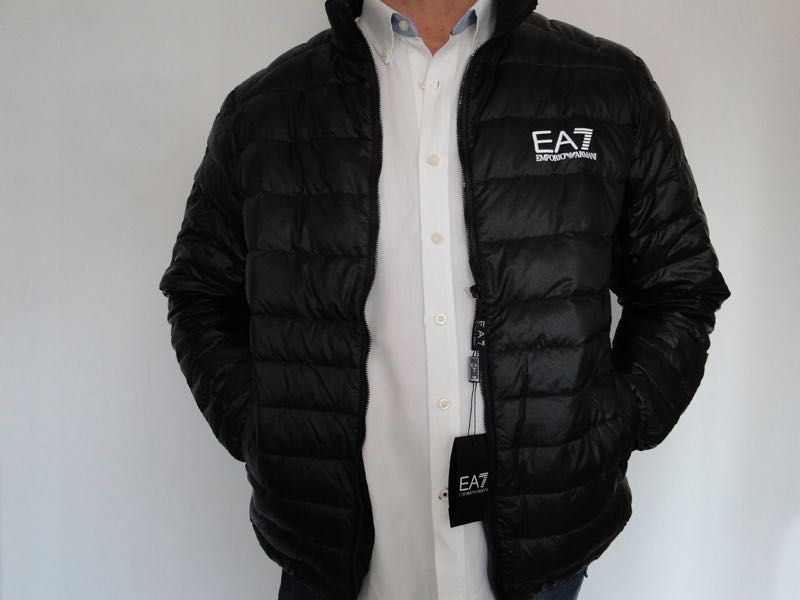 Kurtka ARMANI EA7 rozmiar 2XL czarny stójka ITALY PROMOCJA !Wyprzedaż
