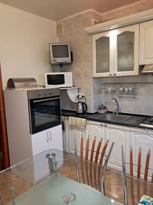 Квартира 2 х комнатная  подобово