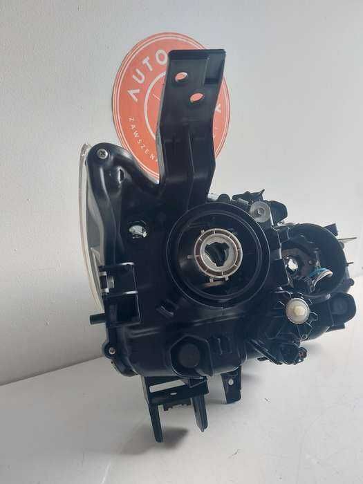 Lampa przednia lewa Mazda CX-3 15-19 Europa