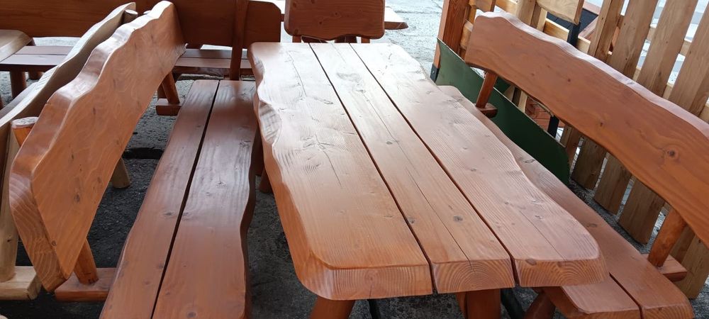 Komplet Ogrodowy z Drewna – 2 ławki, 2 krzesła, duży stół 200×80