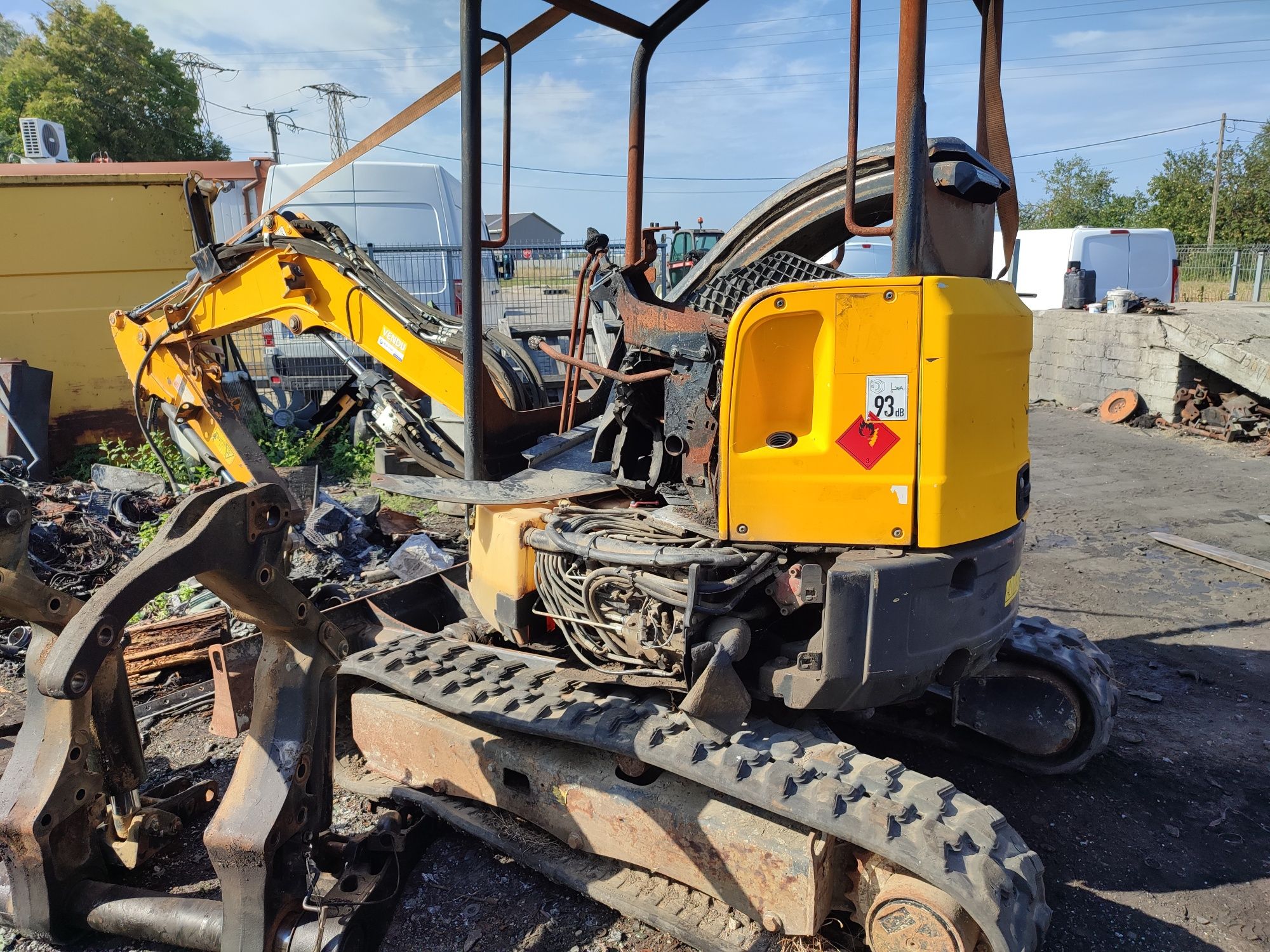 Mini koparka bobcat e26 rok 2014 uszkodzona