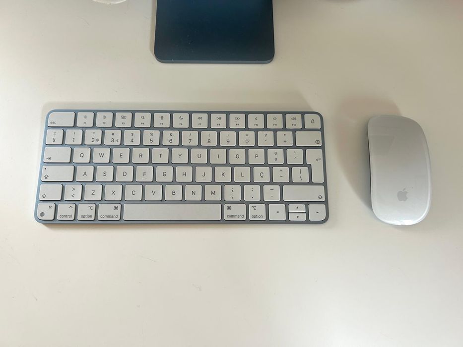 iMac 24 Apple azul M1 (2021) - 16 GB RAM   impecavel