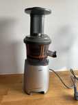 Wyciskarka wolnoobrotowa sokowirowka Kenwood jmp60