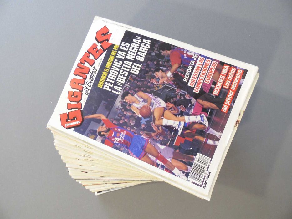 Colecção de Revistas Gigantes del Basket