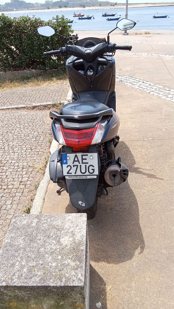 Yamaha N-max 2021