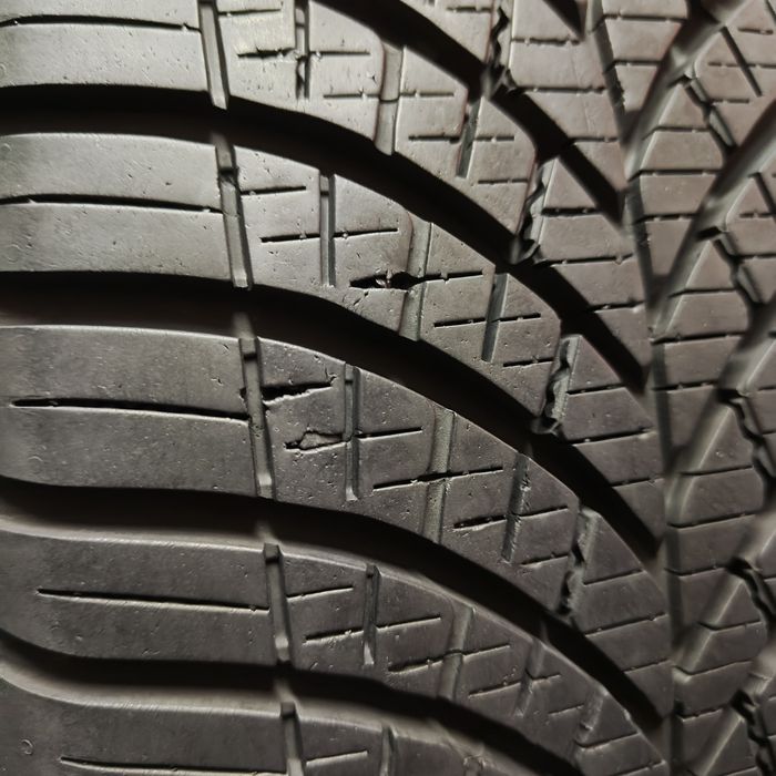 205/55/16 Sprzedam komplet opon całorocznych Goodyear