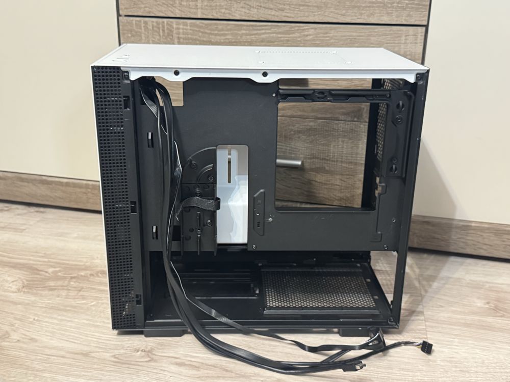 Nzxt h210i white! Obudowa do komputera