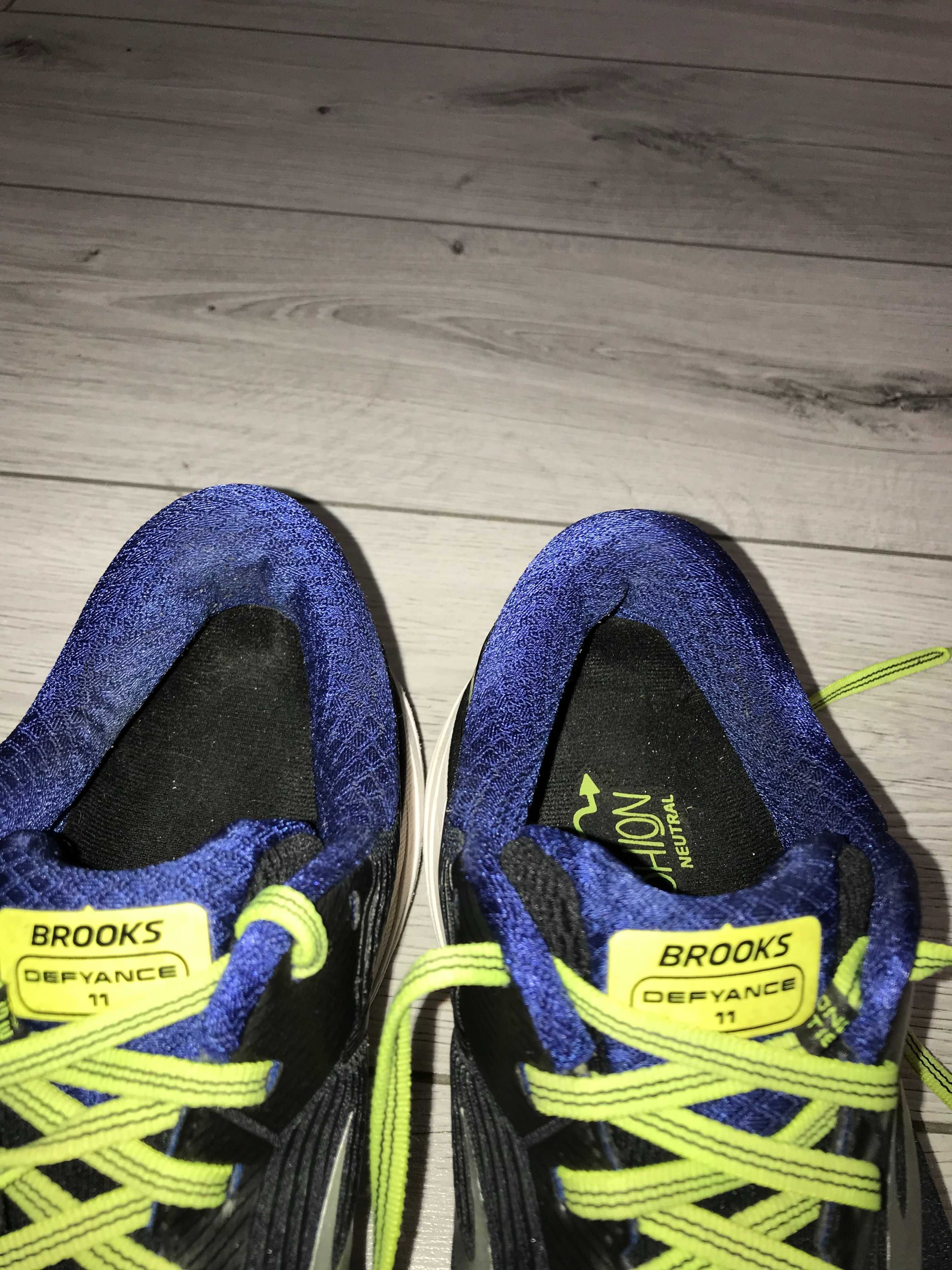 Buty do biegania Brooks Defyance 11 rozm. 43