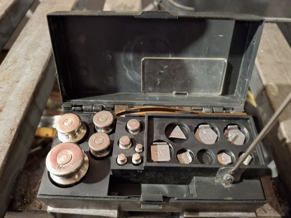 Antyk zabytkowa waga z świata prl-u