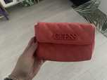 Torebka na pasku guess