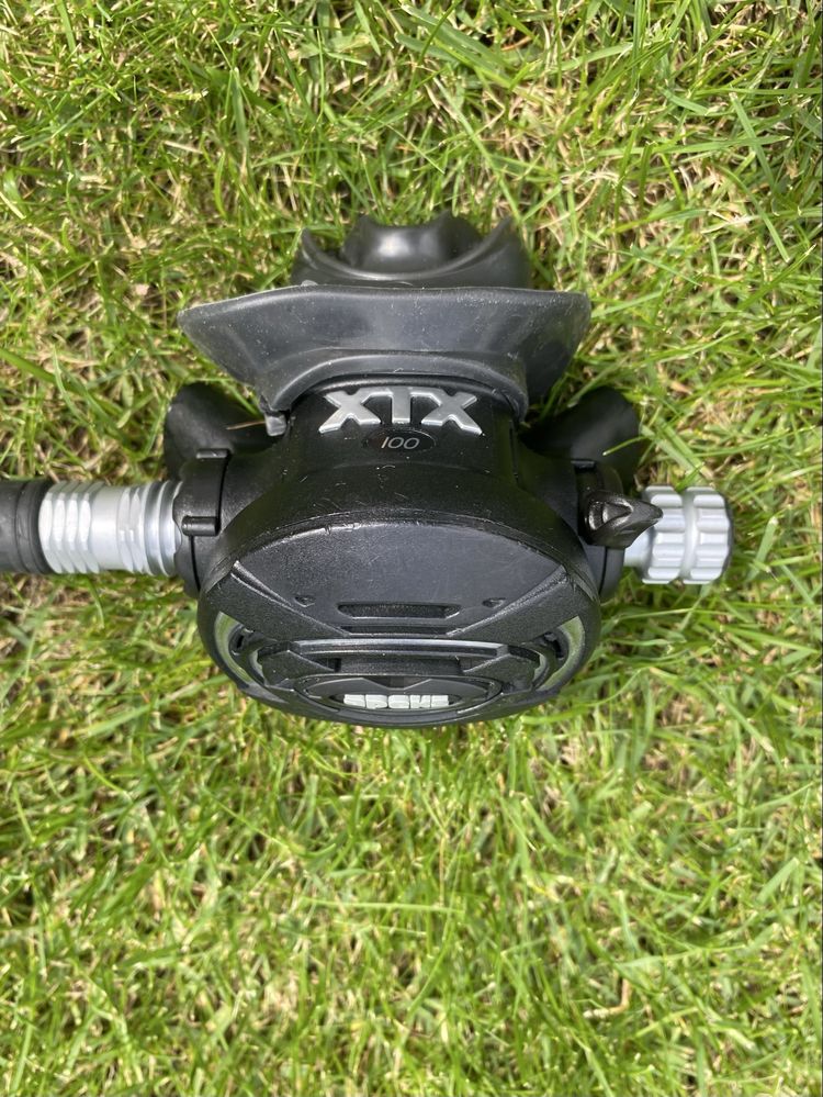 Automaty nurkowe Apex XTX 100 + Octopus XTX 40 + Manometr + wąż do inf