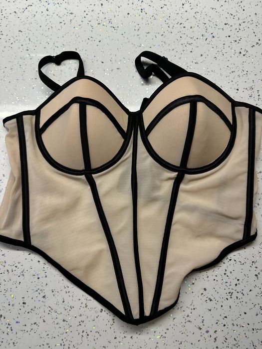 Корсет жіночий.