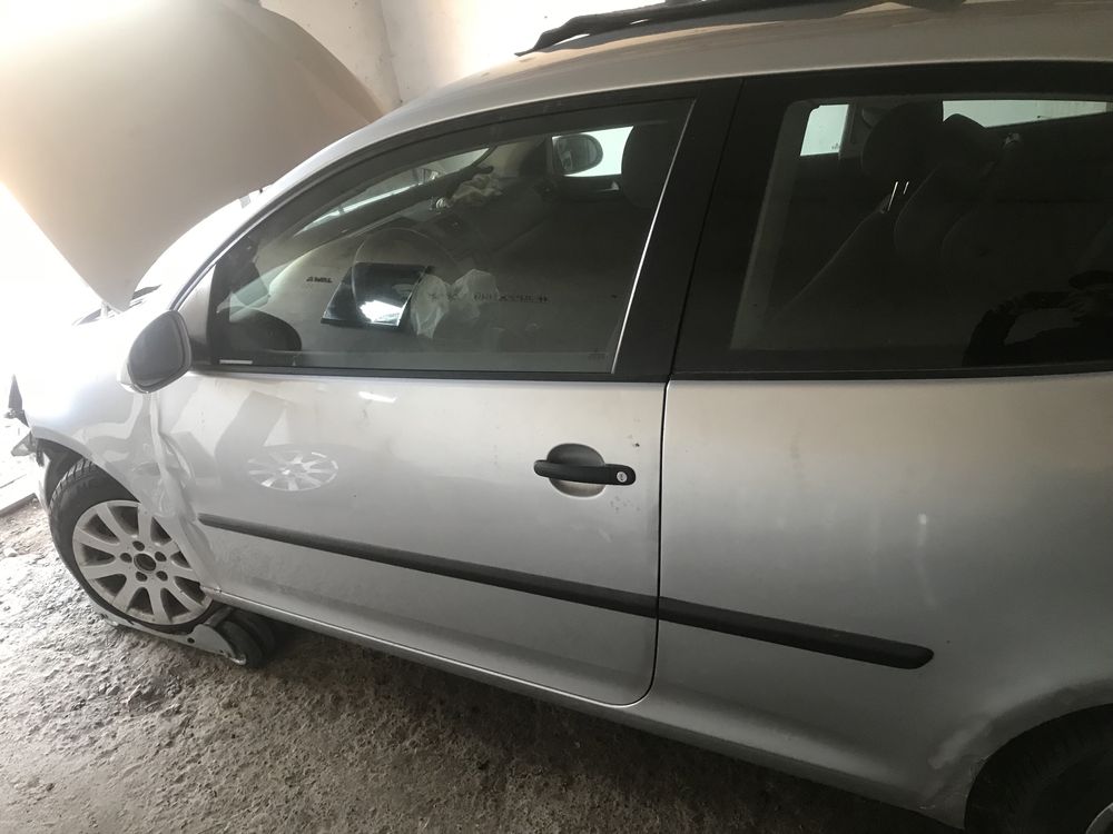 Розборка  шрот volkswagen golf 5  1,9 tdi