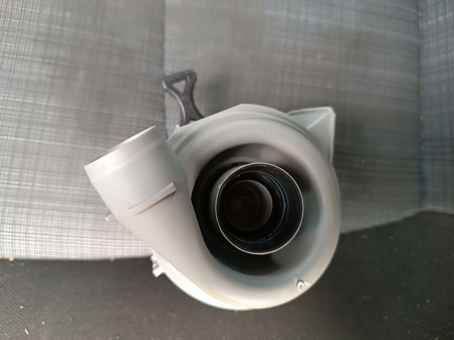 Pompa grzałka do zmywarki Bosch albo Siemens mała skręcana