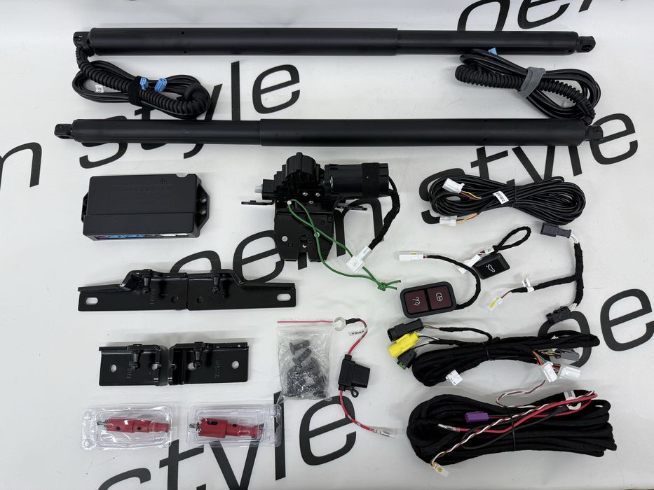 Доводчик багажника Mercedes W447 Vito Metris V-Class