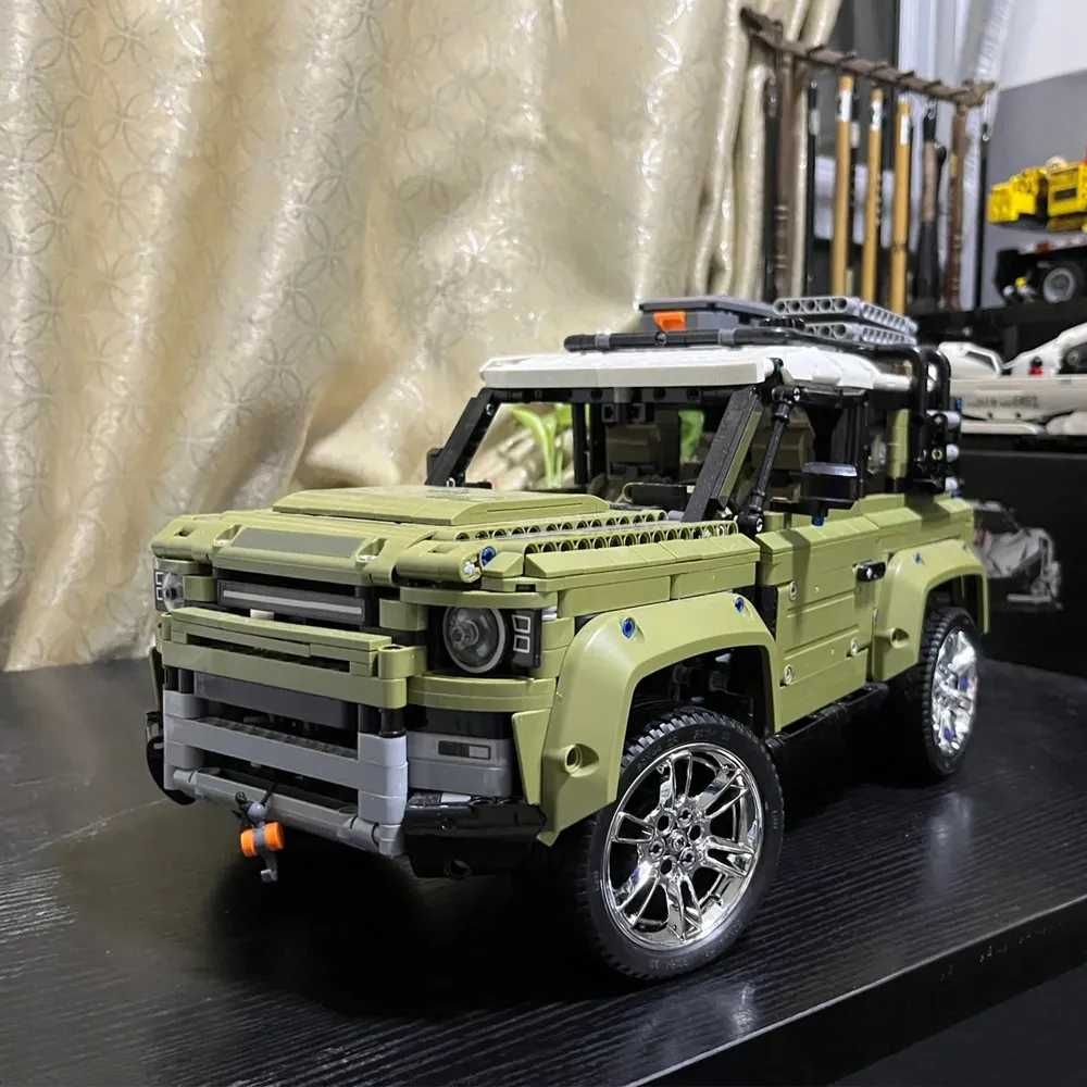 Land Rover Defender, 42110 - Klocki Lepin Technic + GRATIS