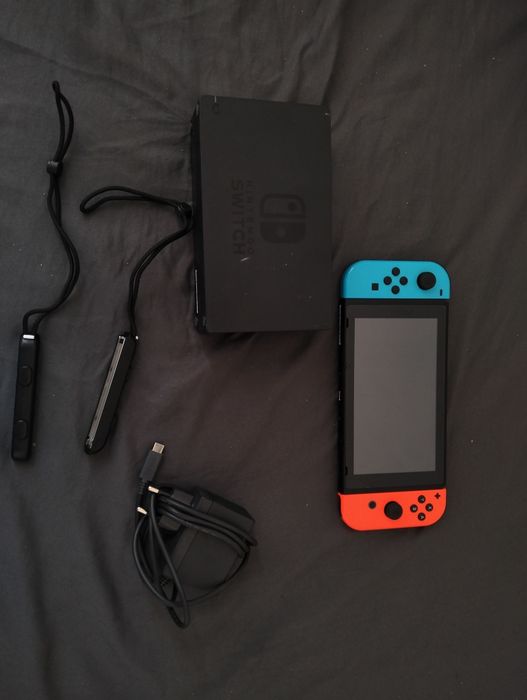 Nintendo Switch Sport + 1 jogo FIFA 23