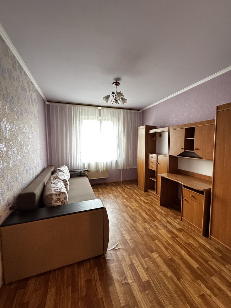 Продаж 3х кімнатної квартири на Малікова
